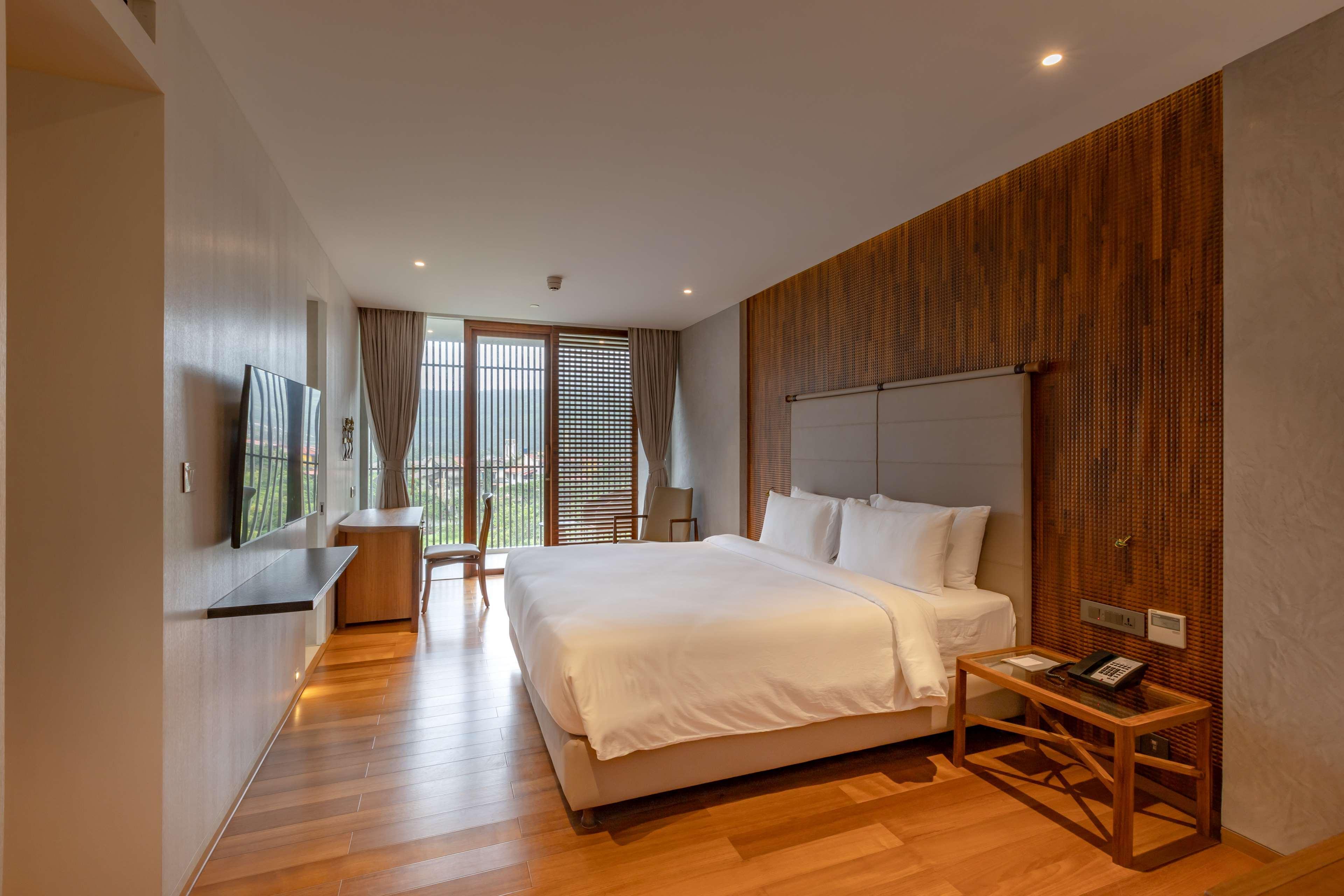 Radisson Resort And Spa Lonavala Dış mekan fotoğraf Deluxe Room